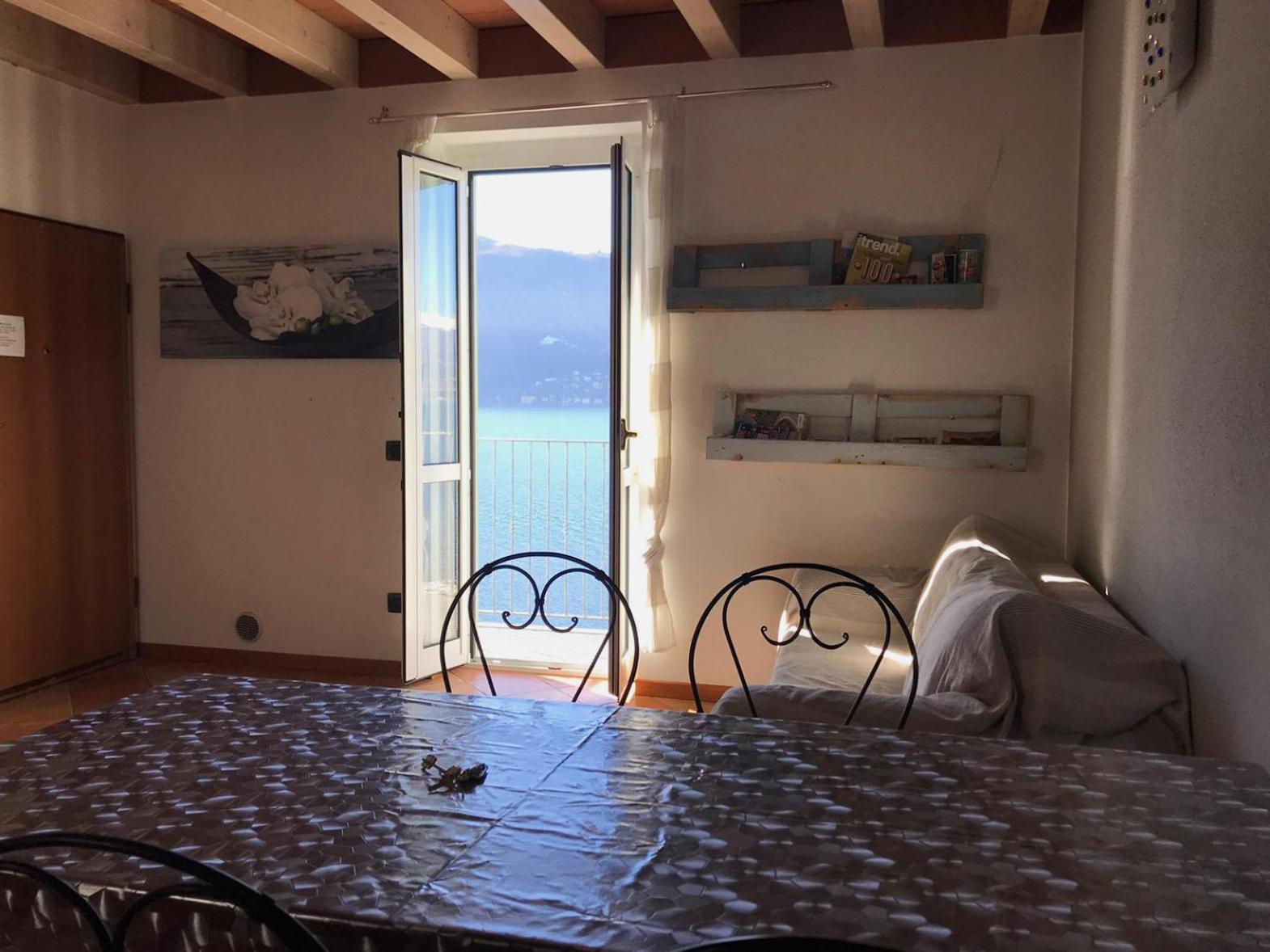 White Garden - Apartment With Access To The Lake Lierna Extérieur photo